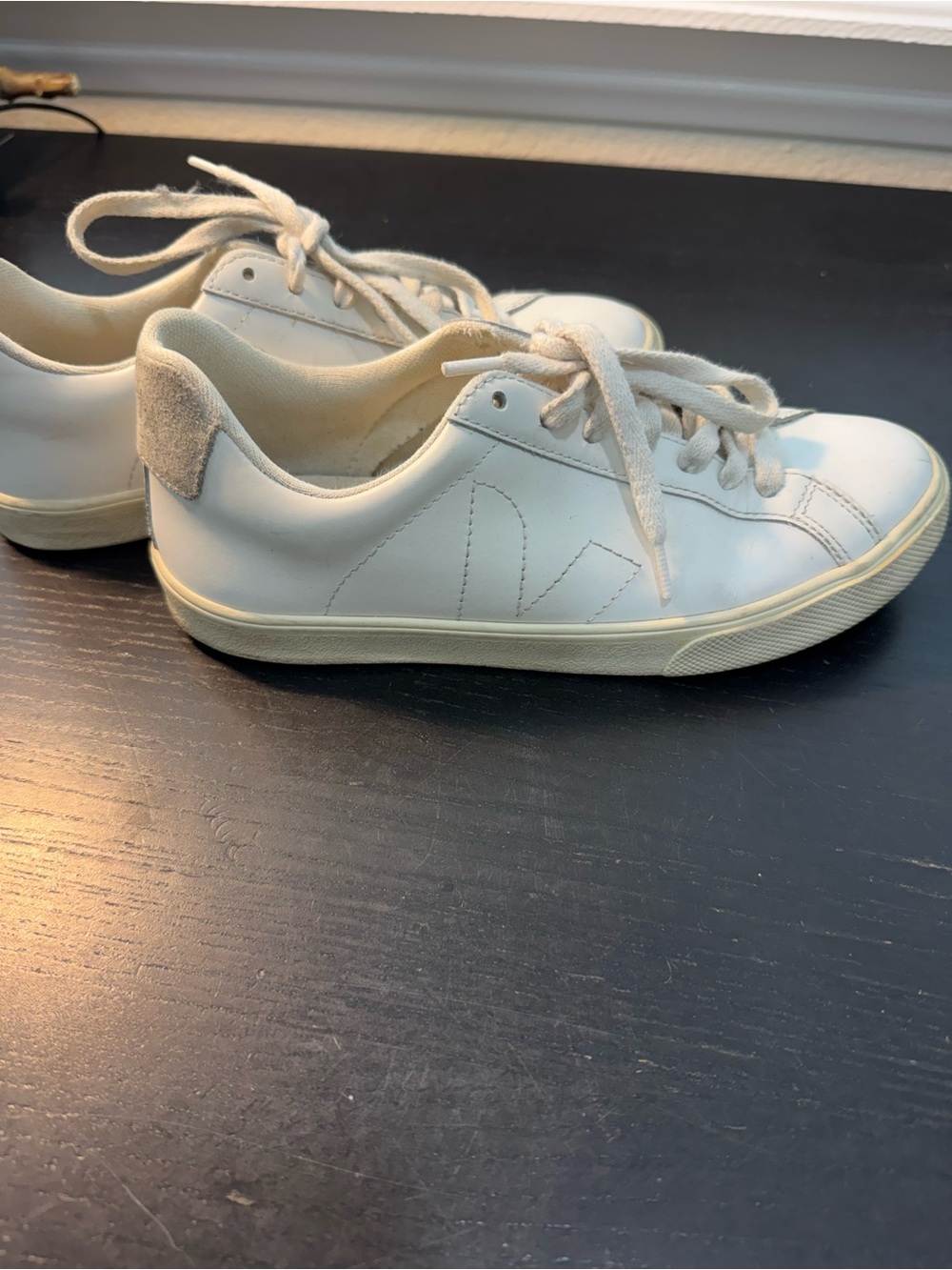 Veja  White Low-Top Leather Sneakers